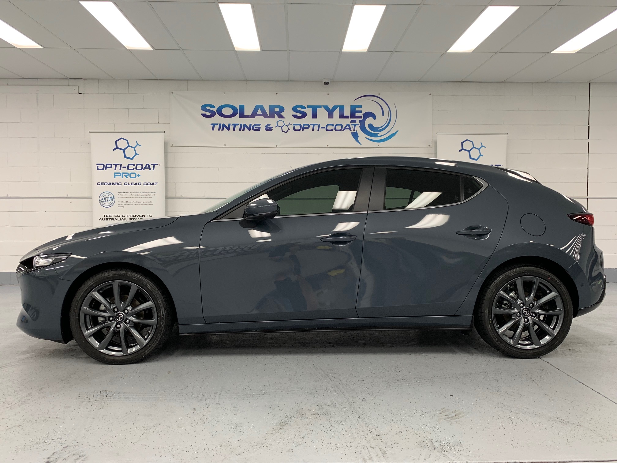 Pros and Cons of Window Tinting: A Comprehensive Guide